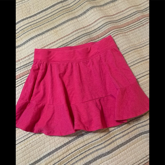 2 skorts & 1 pink skirt - Picture 9 of 10